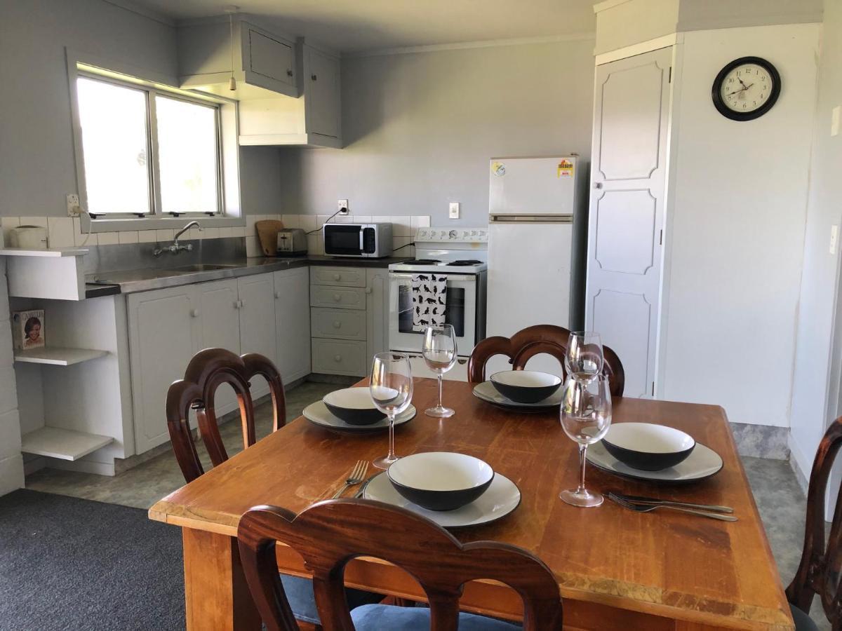 Gilmour Getaway Apartment Raglan Exterior foto